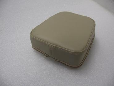 Polster, Beige